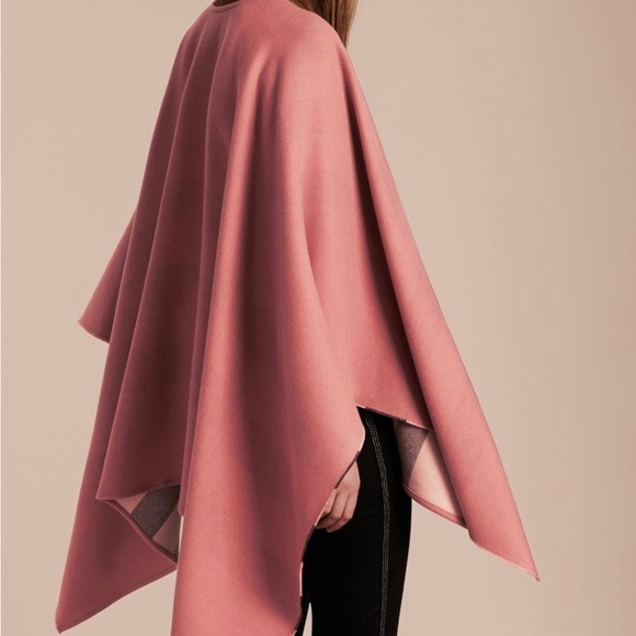 🌷Pretty Pink Burberry Poncho🌷 - Picture 5 of 10